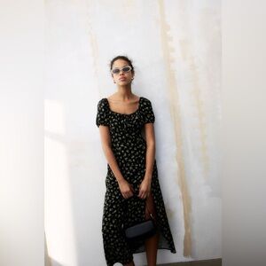 H&M Puff-Sleeved Cutout Midi Dress Large L